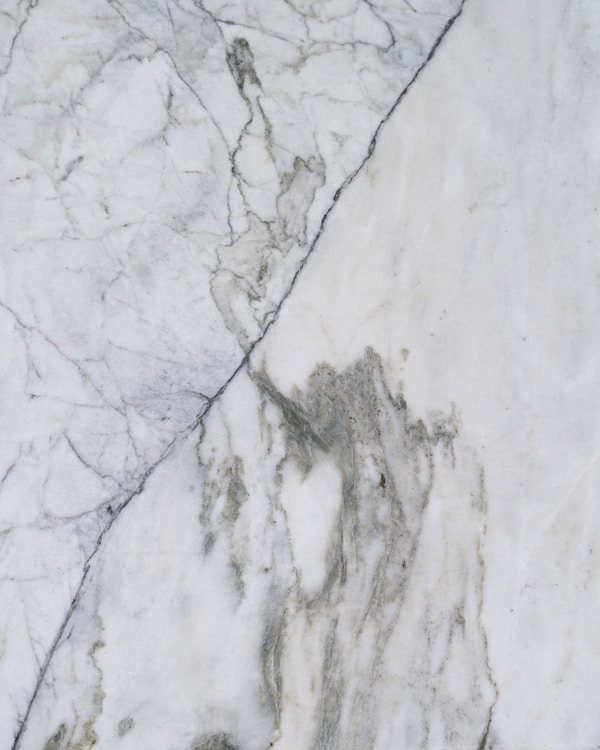 Calacatta marble countertop in Mississauga home
